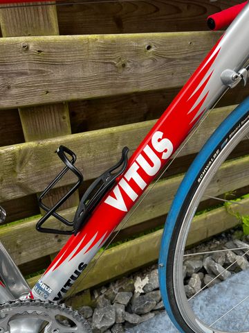 Used Vitus Custom Shimano Dura Ace 2000 Road & Gravel, Red — image 9 of 27