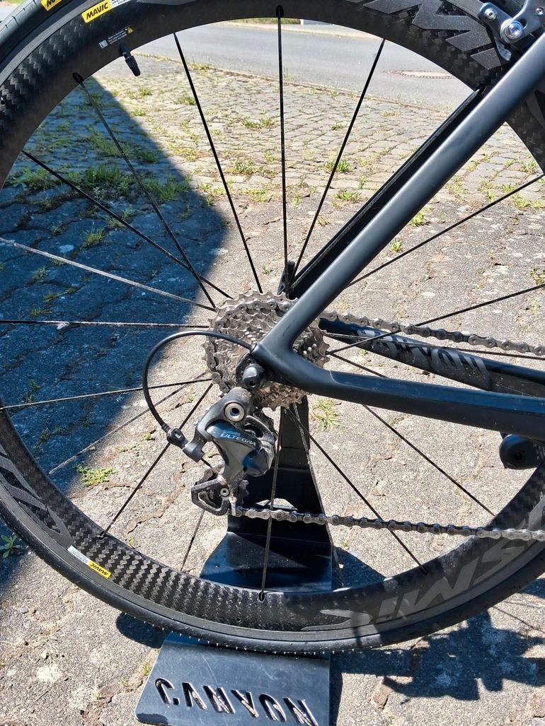 Gebrauchtes Canyon CF SLX 2017 Road & Gravel, Schwarz — Bild 4 von 7