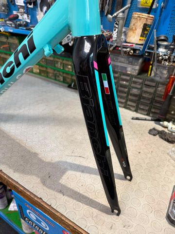 Used Bianchi Impulso 2020. Frameset 2020 Road & Gravel, Blue — image 5 of 16