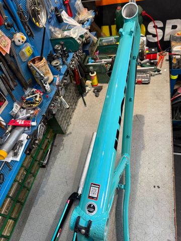 Used Bianchi Impulso 2020. Frameset 2020 Road & Gravel, Blue — image 8 of 17