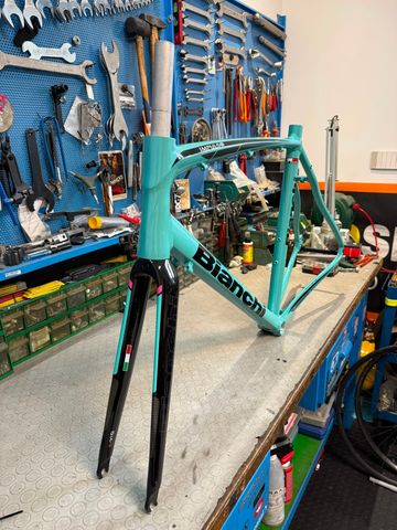 Used Bianchi Impulso 2020. Frameset 2020 Road & Gravel, Blue — image 3 of 17
