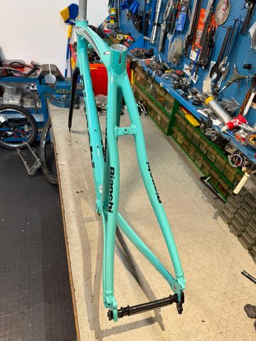 Used Bianchi Impulso 2020. Frameset 2020 Road & Gravel, Blue — image 13 of 17