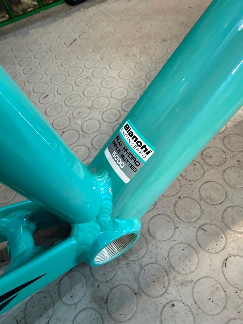 Used Bianchi Impulso 2020. Frameset 2020 Road & Gravel, Blue — image 15 of 17