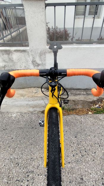 Used Specialized Diverge Shimano 105 2023 Road & Gravel, Orange — image 7 of 9