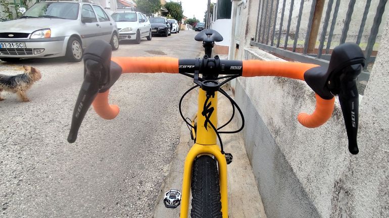 Used Specialized Diverge Shimano 105 2023 Road & Gravel, Orange — image 6 of 9