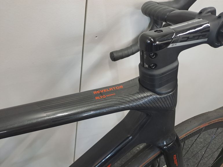 Gebrauchtes KTM REVELATOR Alto Exonic Disc Ultegra Di2 2024 Road & Gravel, Schwarz — Bild 5 von 9