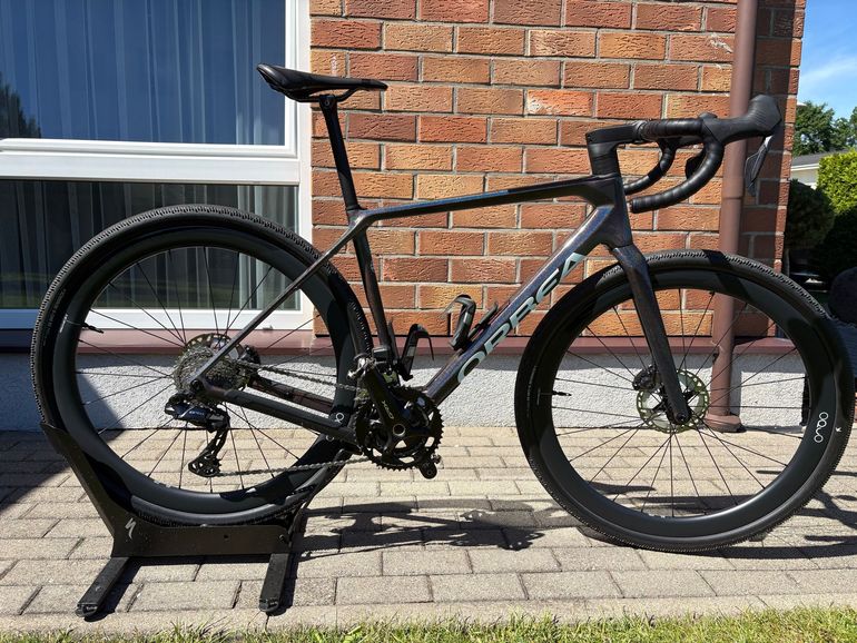 Used Orbea TERRA M20iTEAM 2025 2025 Road & Gravel, Light Gray — image 2 of 6