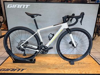 Used Orbea TERRA M30TEAM 2025 2025 Road & Gravel, White — image 2 of 10
