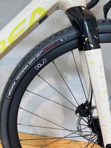 Gebrauchtes Orbea TERRA M30TEAM 2025 2025 Road & Gravel, Weiß — Bild 9 von 10