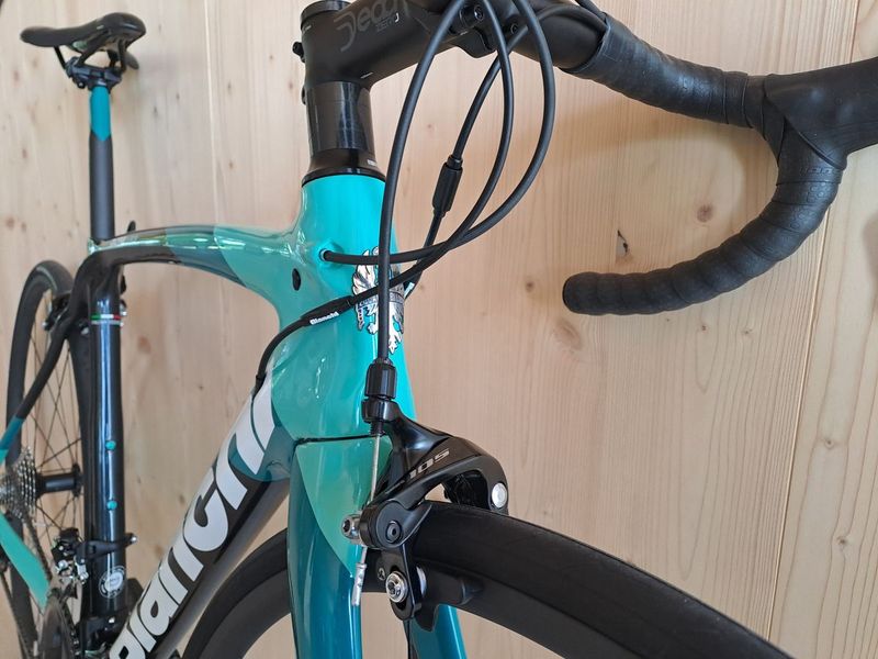 Bianchi Oltre Shimano 105 2023 Road & Gravel d'occasion — image 3 sur 12