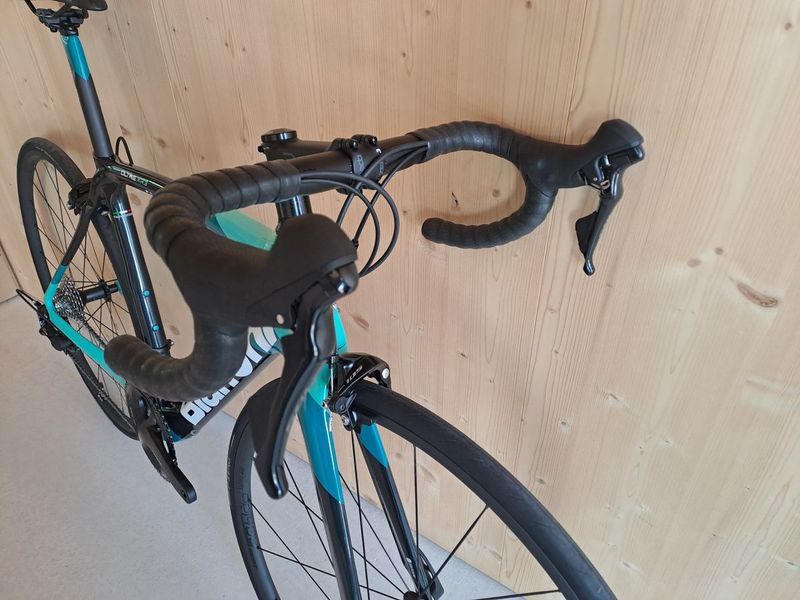 Bianchi Oltre Shimano 105 2023 Road & Gravel d'occasion — image 4 sur 12