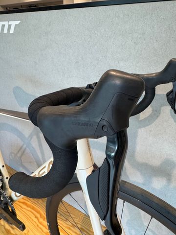 Tweedehands Orbea ORCA M30i 2024 2024 Road & Gravel — afbeelding 9 van 11