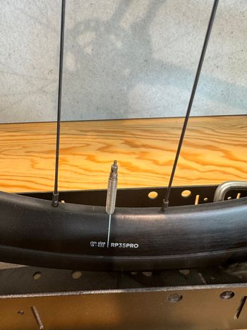 Orbea ORCA M30i 2024 2024 Road & Gravel d'occasion — image 4 sur 11