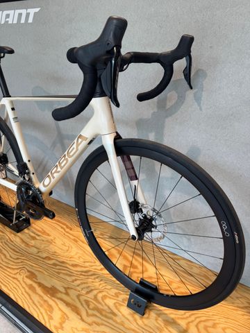 Tweedehands Orbea ORCA M30i 2024 2024 Road & Gravel — afbeelding 2 van 11