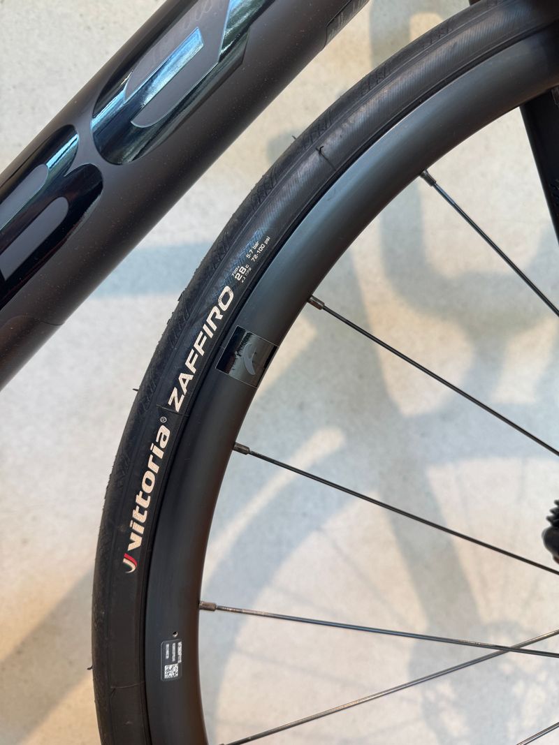 Used Orbea ORCA M30 2024 2024 Road & Gravel, Black — image 6 of 13