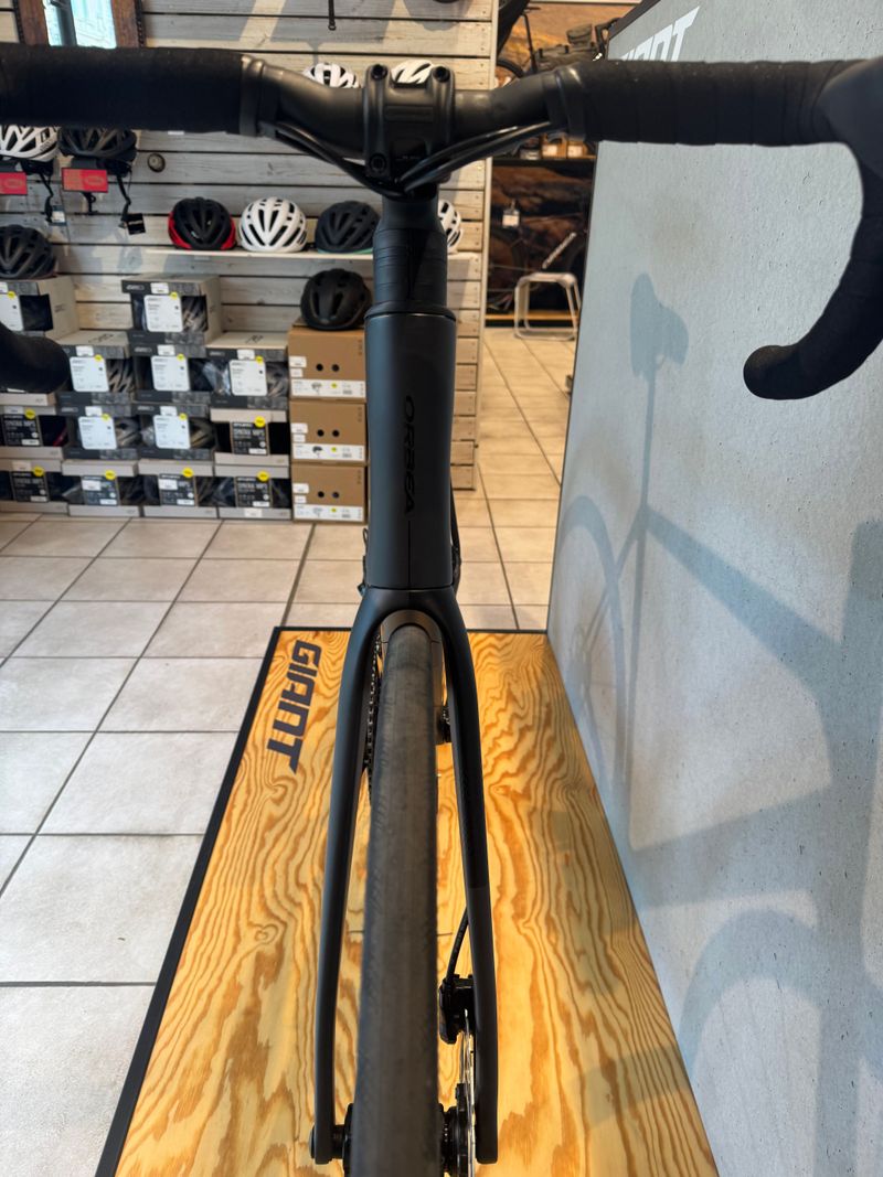 Used Orbea ORCA M30 2024 2024 Road & Gravel, Black — image 11 of 13