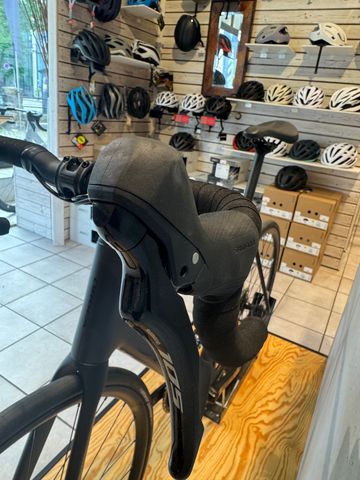 Used Orbea ORCA M30 2024 2024 Road & Gravel, Black — image 10 of 13