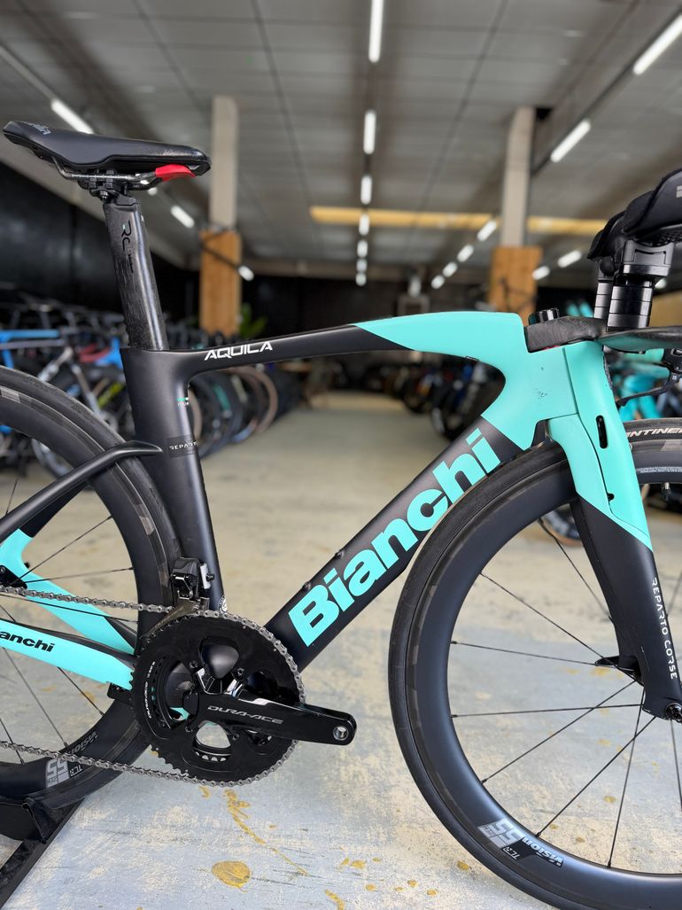 Used Bianchi Aquila CV Dura Ace Di2 Carbon 2024 Road & Gravel, Blue — image 7 of 16