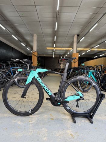 Used Bianchi Aquila CV Dura Ace Di2 Carbon 2024 Road & Gravel, Blue — image 10 of 16