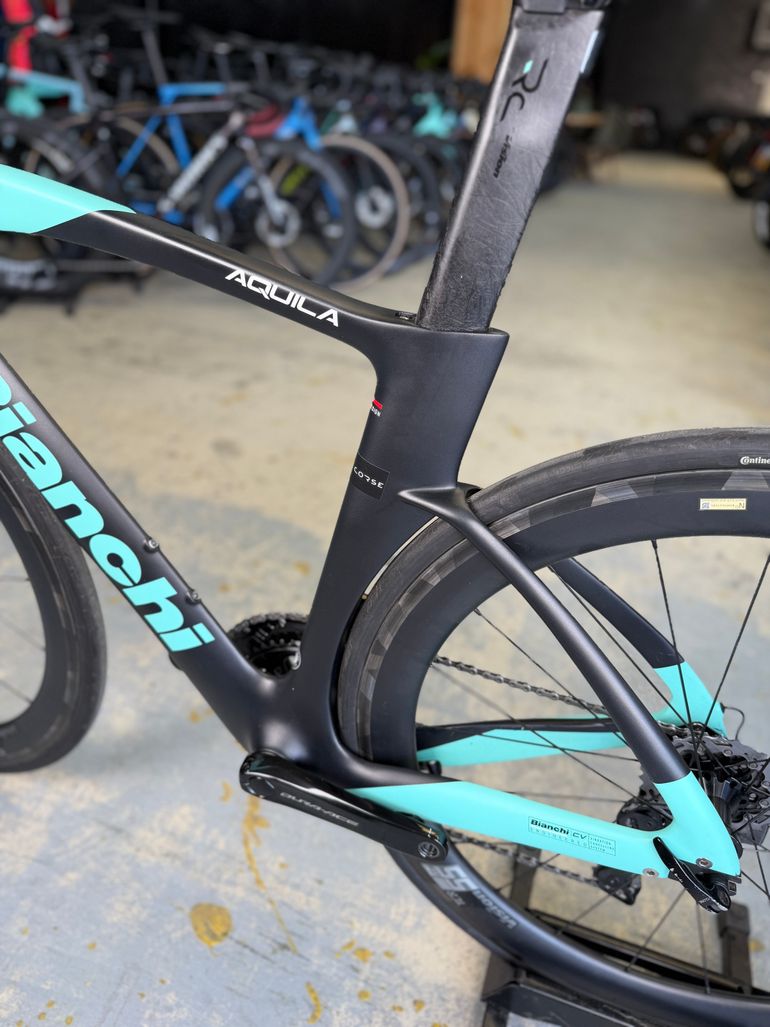 Used Bianchi Aquila CV Dura Ace Di2 Carbon 2024 Road & Gravel, Blue — image 14 of 16