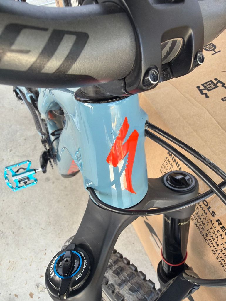 Używany Specialized Stumpjumper Expert Carbon 29 2020 2020 Mountainbike — zdjęcie 6 z 6