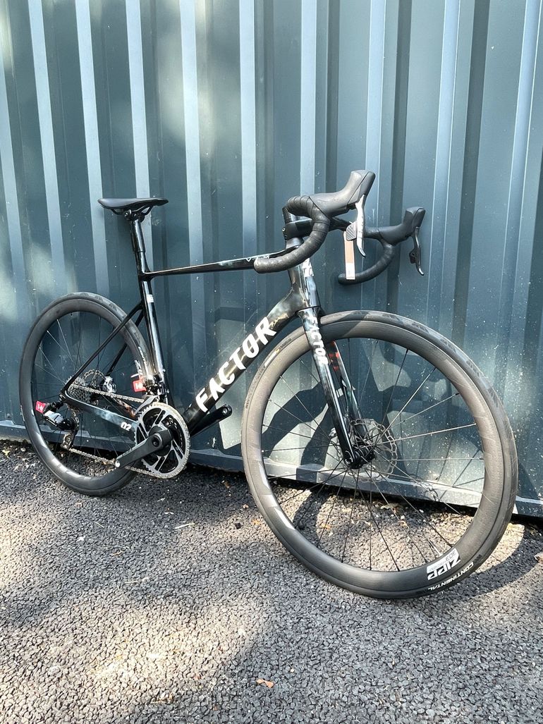Used Factor O2 VAM - SRAM Force W/ Power Meter 2025 Road & Gravel, Black — image 3 of 4