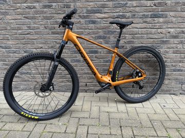 Used Orbea URRUN 10 2023 2023 Mountainbike, Orange, 29 — image 2 of 4