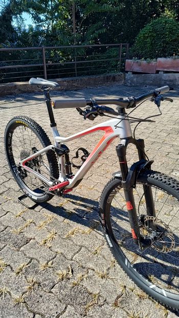 Używany BMC Speedfox 01 ONE 2018 2018 Mountainbike — zdjęcie 2 z 14