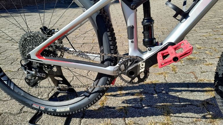 Używany BMC Speedfox 01 ONE 2018 2018 Mountainbike — zdjęcie 4 z 14