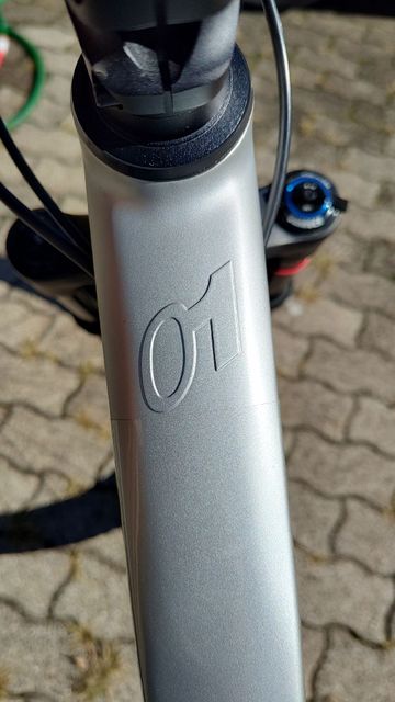 Used BMC Speedfox 01 ONE 2018 2018 Mountainbike, Light Gray, 29 — image 8 of 14