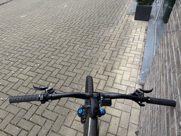 Used Orbea URRUN 10 2023 2023 Mountainbike, Light Gray, 29 — image 4 of 4