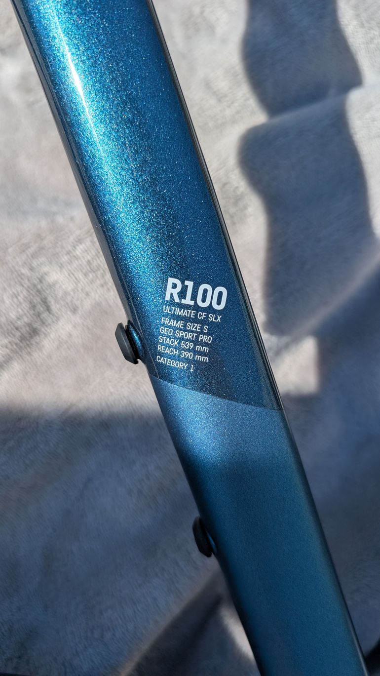 Used Canyon Ultimate CF SLX 8 Di2 2024 Frameset 2024 Road & Gravel, Blue — image 5 of 5