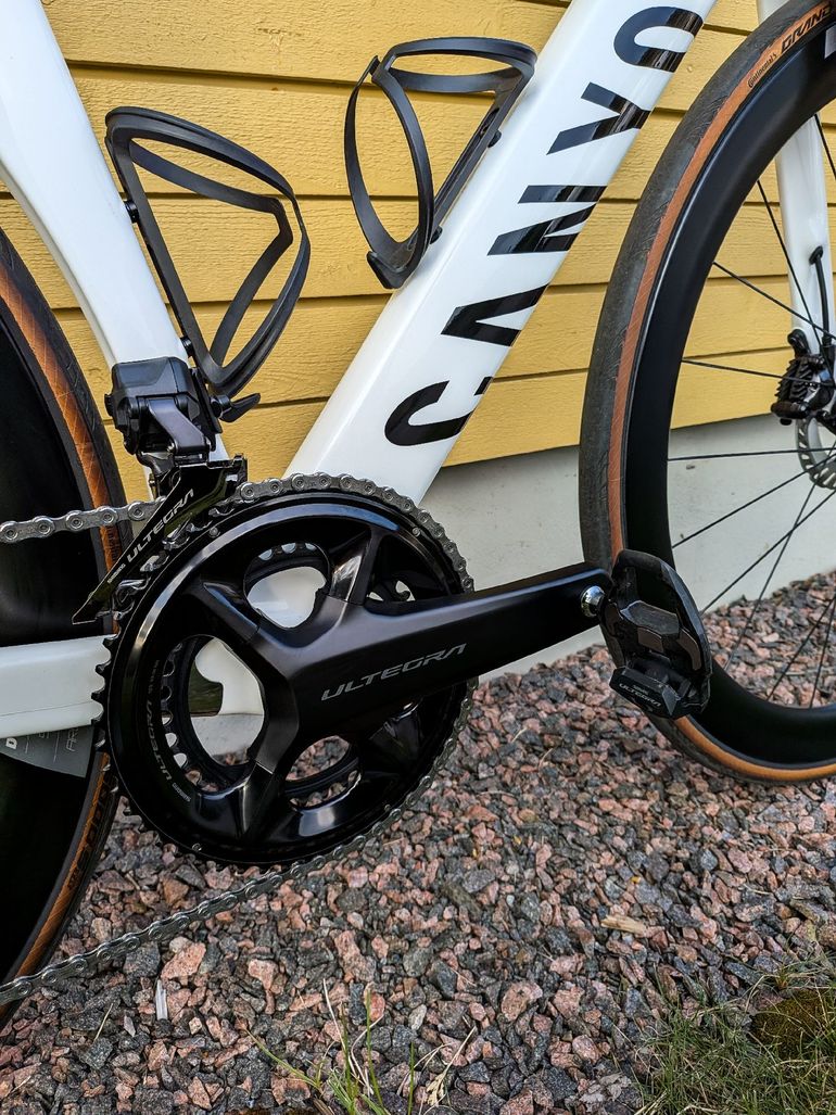 Used Canyon Aeroad CF SLX 8 Di2 2025 2025 Road & Gravel, White — image 4 of 9