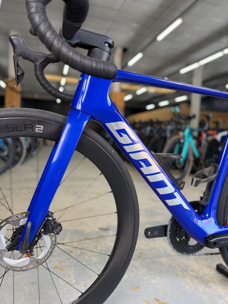 Použité Giant Propel Advanced Di2 Carbon 2024 Road & Gravel — obrázek 22 z 24