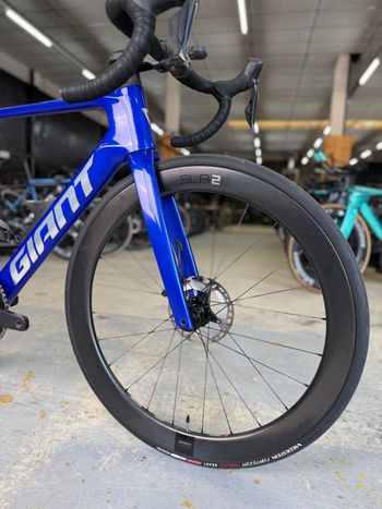 Použité Giant Propel Advanced Di2 Carbon 2024 Road & Gravel — obrázek 3 z 24