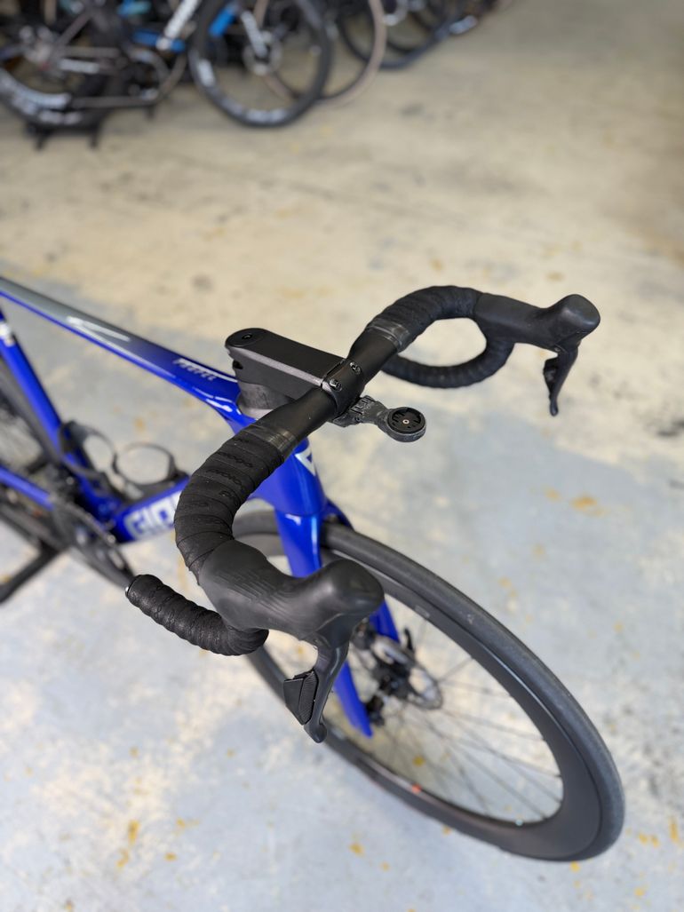 Použité Giant Propel Advanced Di2 Carbon 2024 Road & Gravel — obrázek 6 z 24
