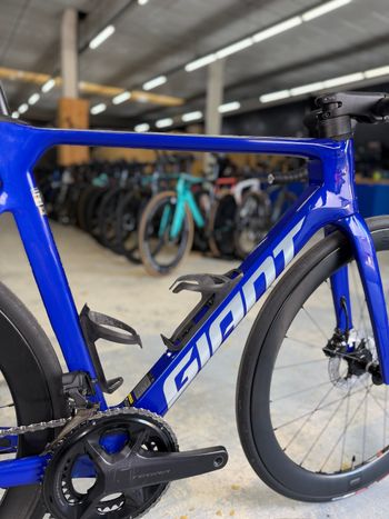Použité Giant Propel Advanced Di2 Carbon 2024 Road & Gravel — obrázek 16 z 24