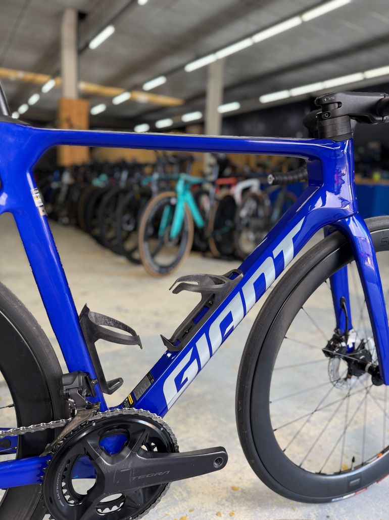 Použité Giant Propel Advanced Di2 Carbon 2024 Road & Gravel — obrázek 16 z 24