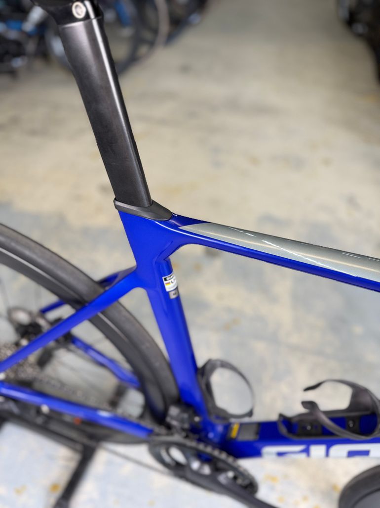 Použité Giant Propel Advanced Di2 Carbon 2024 Road & Gravel — obrázek 9 z 24