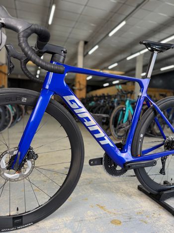 Použité Giant Propel Advanced Di2 Carbon 2024 Road & Gravel — obrázek 17 z 24