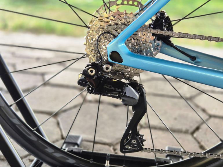 Used Colnago V4 Shimano 105 Di2 2025 2025 Road & Gravel, Blue — image 7 of 12