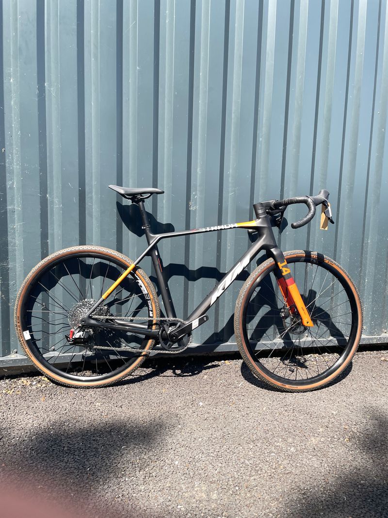 Gebrauchtes KTM X-STRADA MASTER 2025 2025 Road & Gravel, Schwarz — Bild 1 von 5