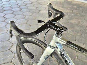 Used Colnago C64 Disc MySixty4 Frameset 2021 2021 Road & Gravel, Light Gray — image 11 of 12