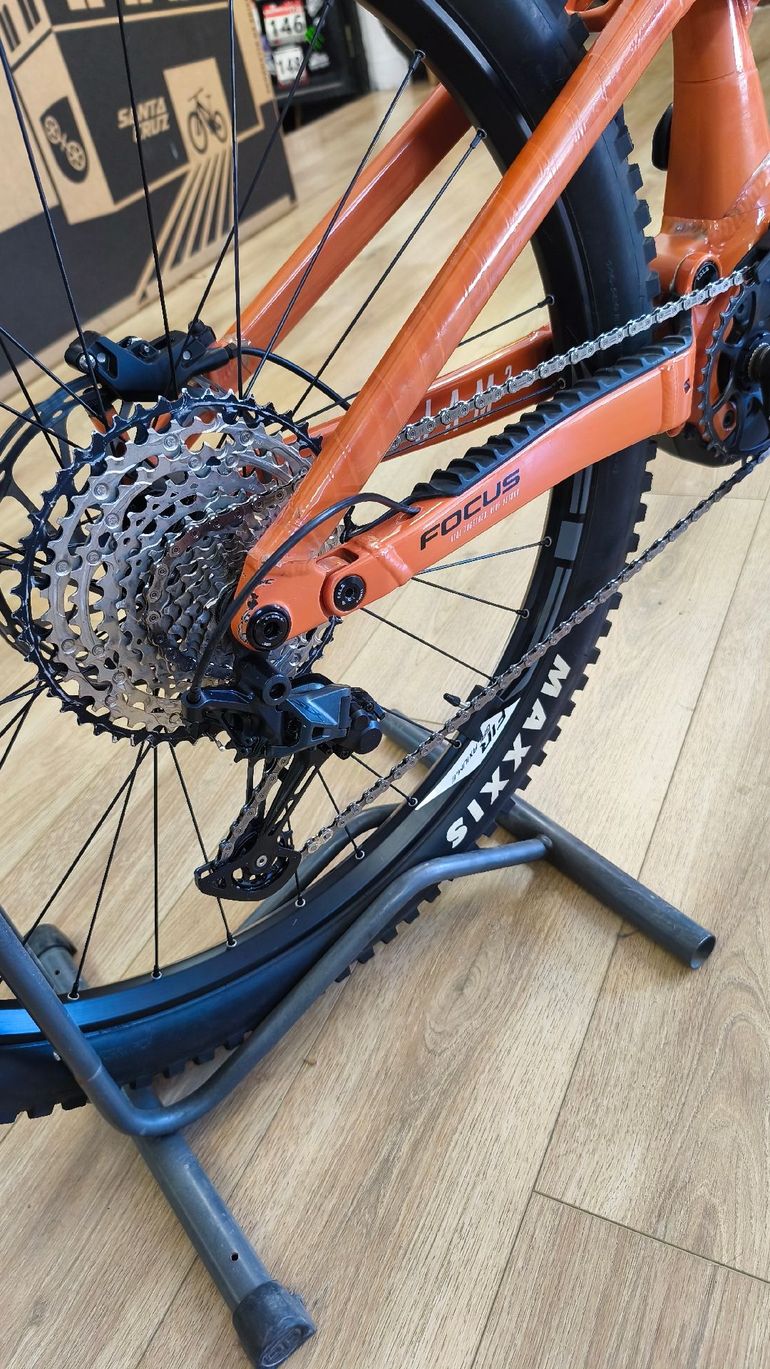 Used Focus JAM ² 6.8 2023 2023 Mountainbike, Orange, 29 — image 5 of 6