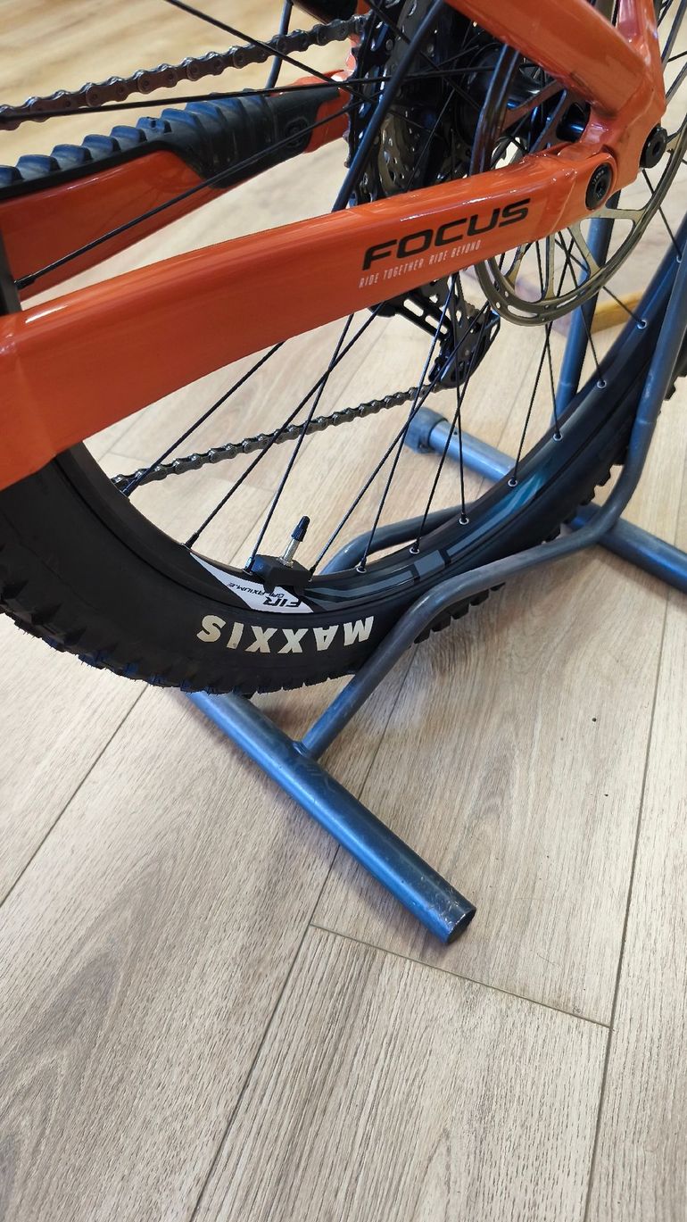 Used Focus JAM ² 6.8 2023 2023 Mountainbike, Orange, 29 — image 3 of 6