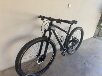 Used Bottecchia Ortles Shimano Deore XT 2023 Mountainbike, Black — image 8 of 10