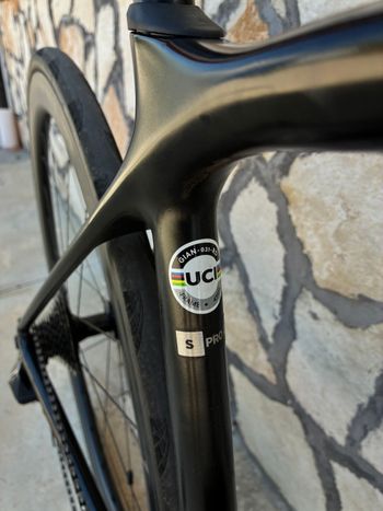 Giant TCR Advanced Pro Disc 0 Di2 2022 2022 Road & Gravel d'occasion — image 4 sur 7