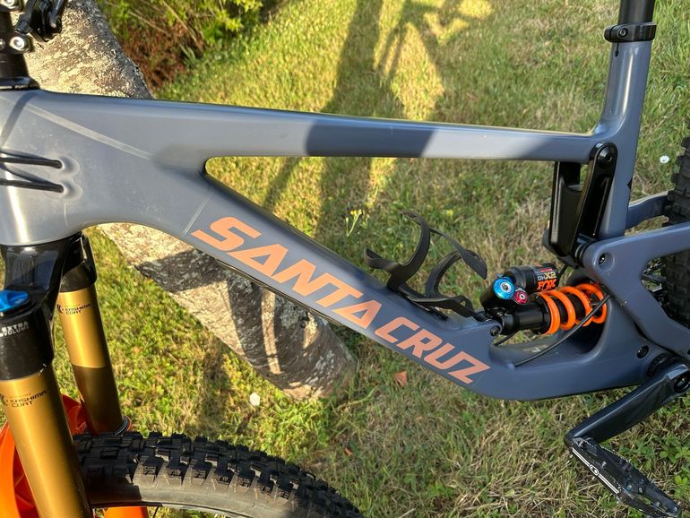 Used Santa Cruz Megatower S / Carbon C / 29 2021 Frameset 2021 Mountainbike, Purple, 29 — image 1 of 9