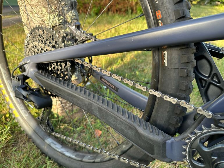 Used Santa Cruz Megatower S / Carbon C / 29 2021 Frameset 2021 Mountainbike, Purple, 29 — image 7 of 9