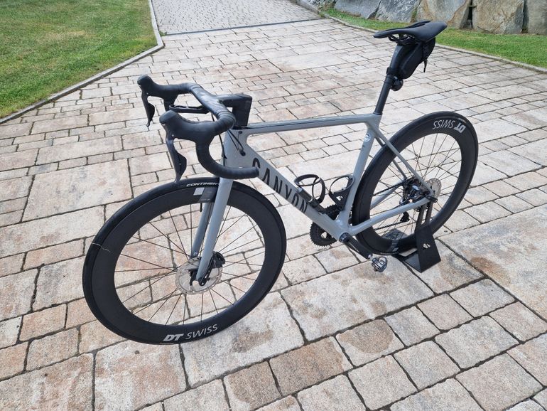 Used Canyon Ultimate CF SL 8 Aero LTD 2022 2022 Road & Gravel, Light Gray — image 1 of 4